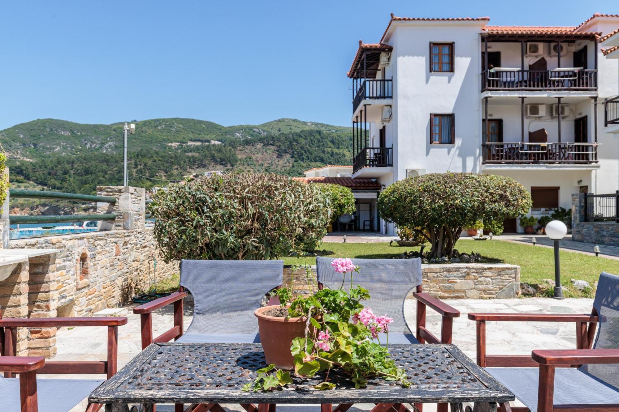 Nikolaos Studios Apartments Skopelos Exteriér fotografie